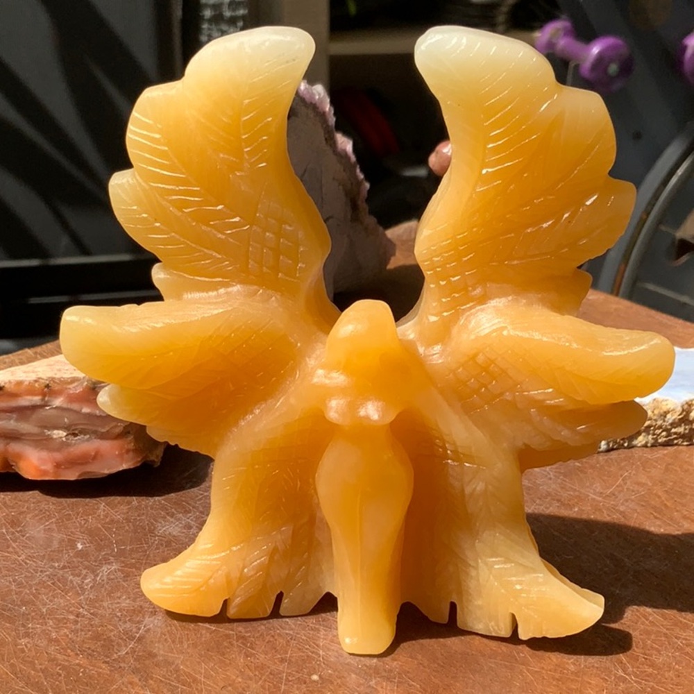 AGATE HAND CARVED ANGEL